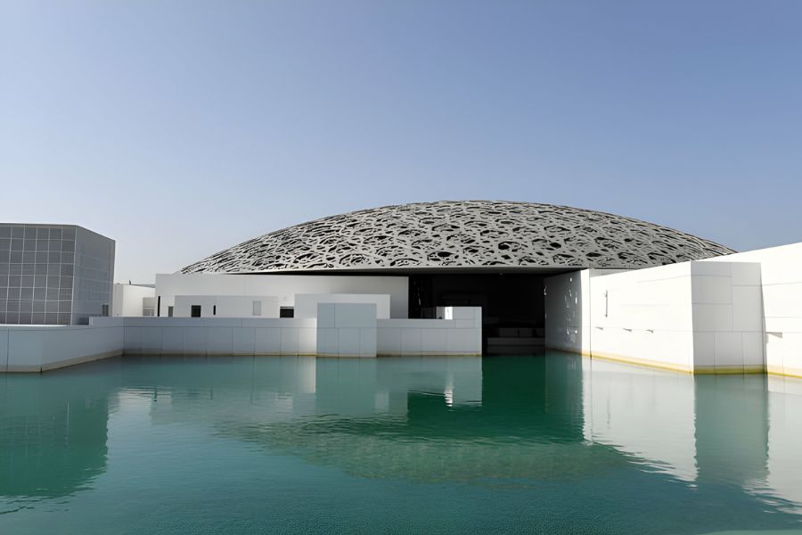 Top Must-See Exhibits at Louvre Museum Abu Dhabi