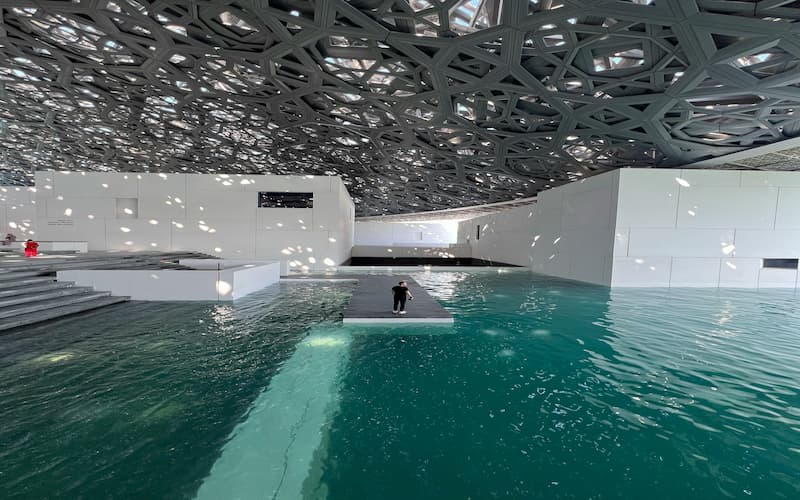 Louvre Abu Dhabi: A Stunning Blend of Culture, Art, and Architecture