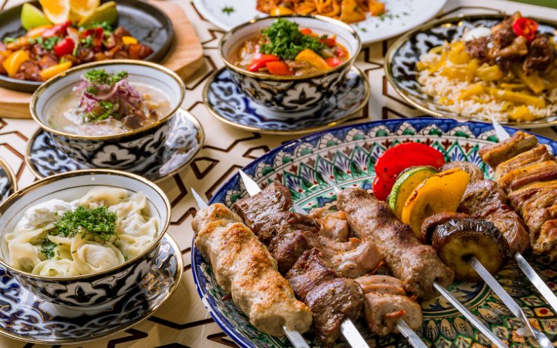 4 Traditional Dishes to Try in Uzbekistan