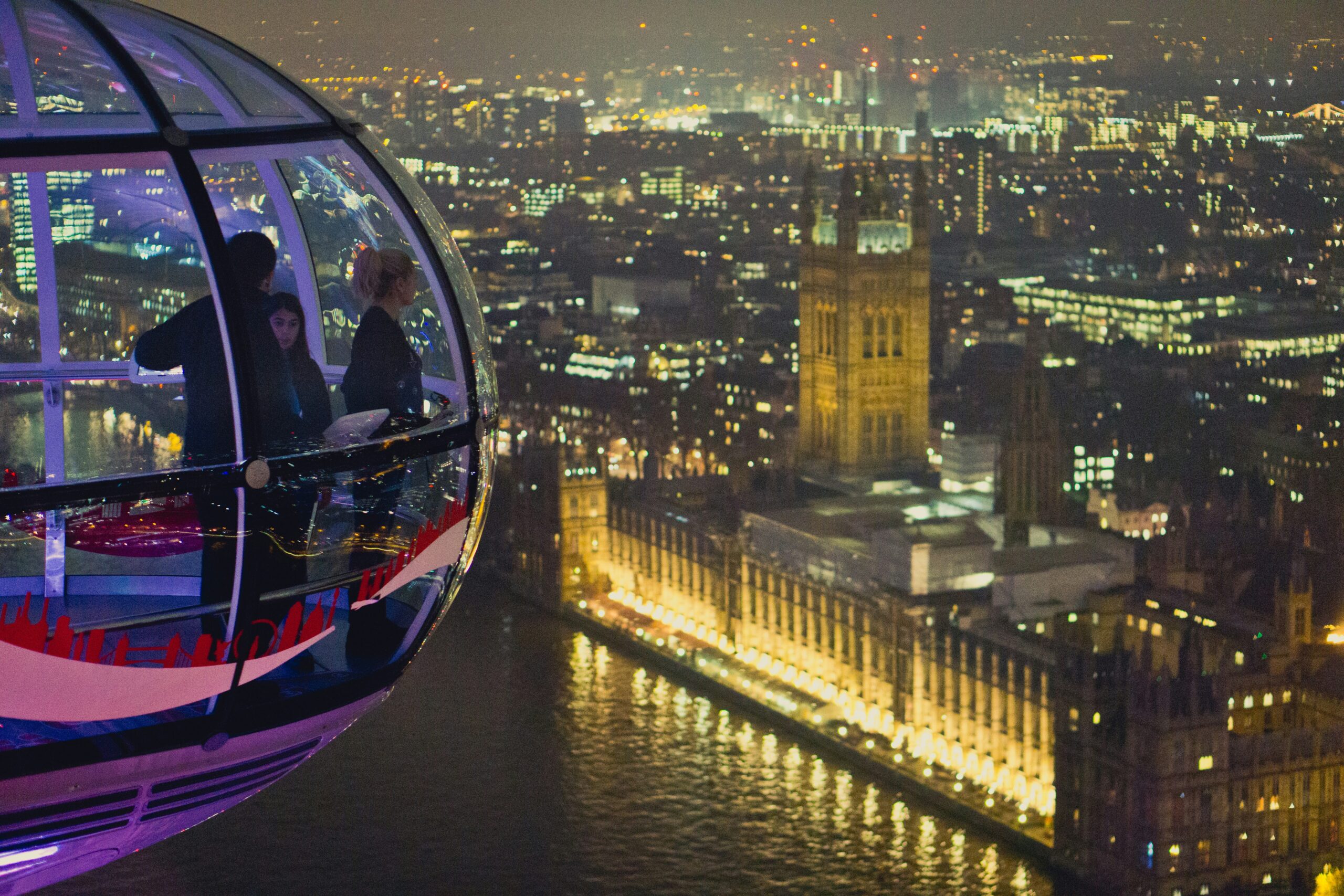  Best Time to Visit for Cheap Sky View Edge Walk Tickets 